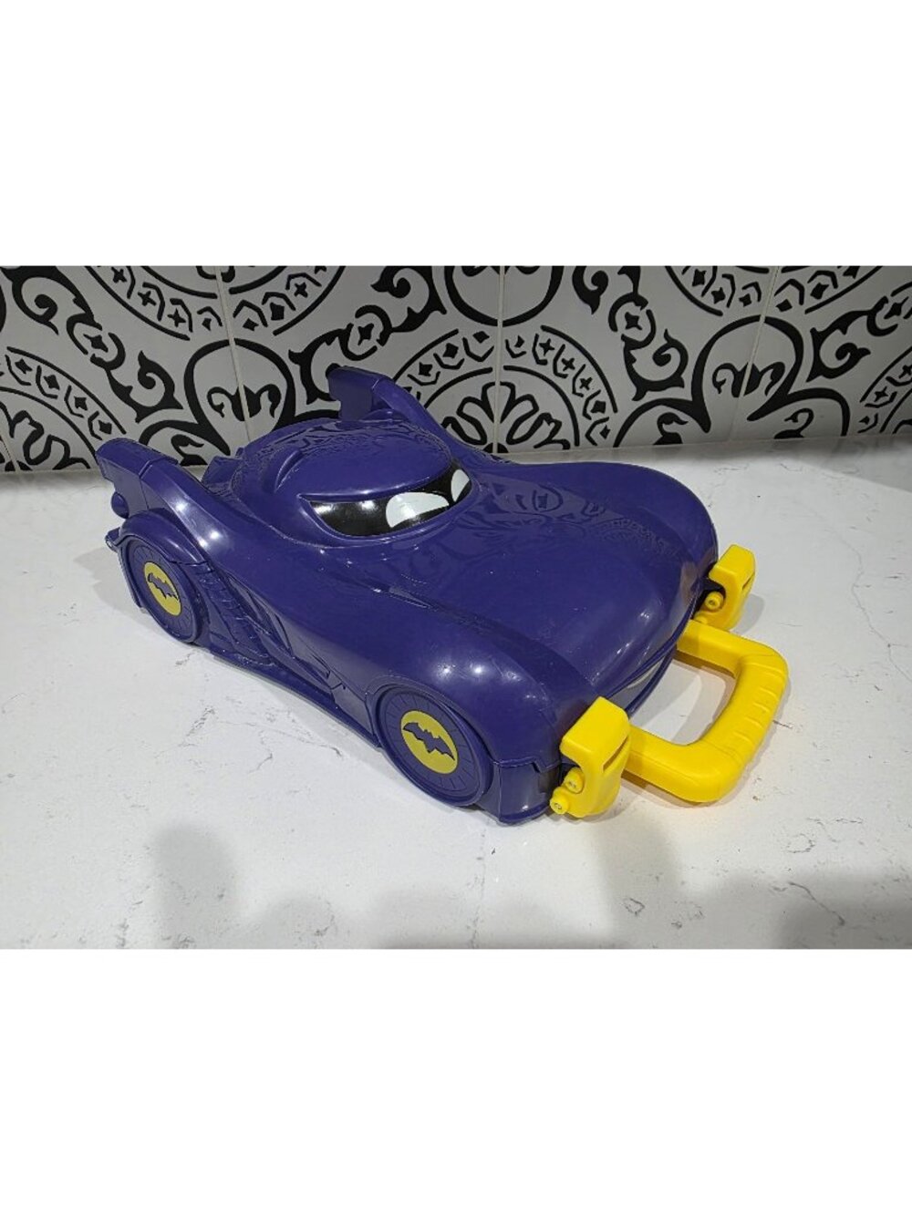 Fisher-Price DC Batwheels Bam the Batmobile Carrying Case Toy Storage